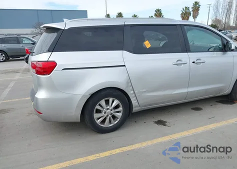 2015 Kia Sedona Lx z USA, uszkodzony, nr VIN KNDMB5C18F6045965